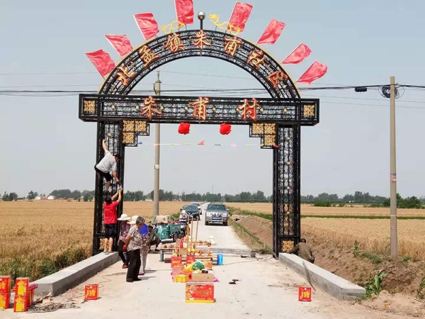 鐵藝門朱甫村使用案例